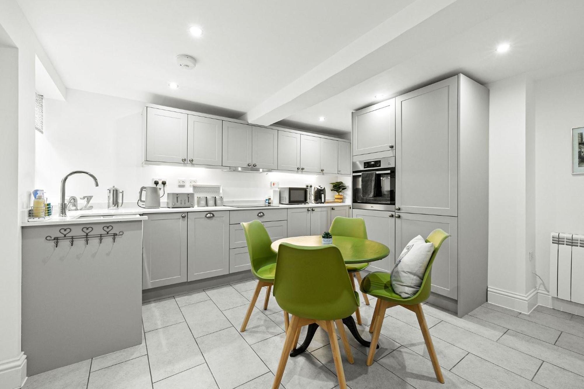 Bell Cottage By Ludlow Castle With Onsite Parking Extérieur photo