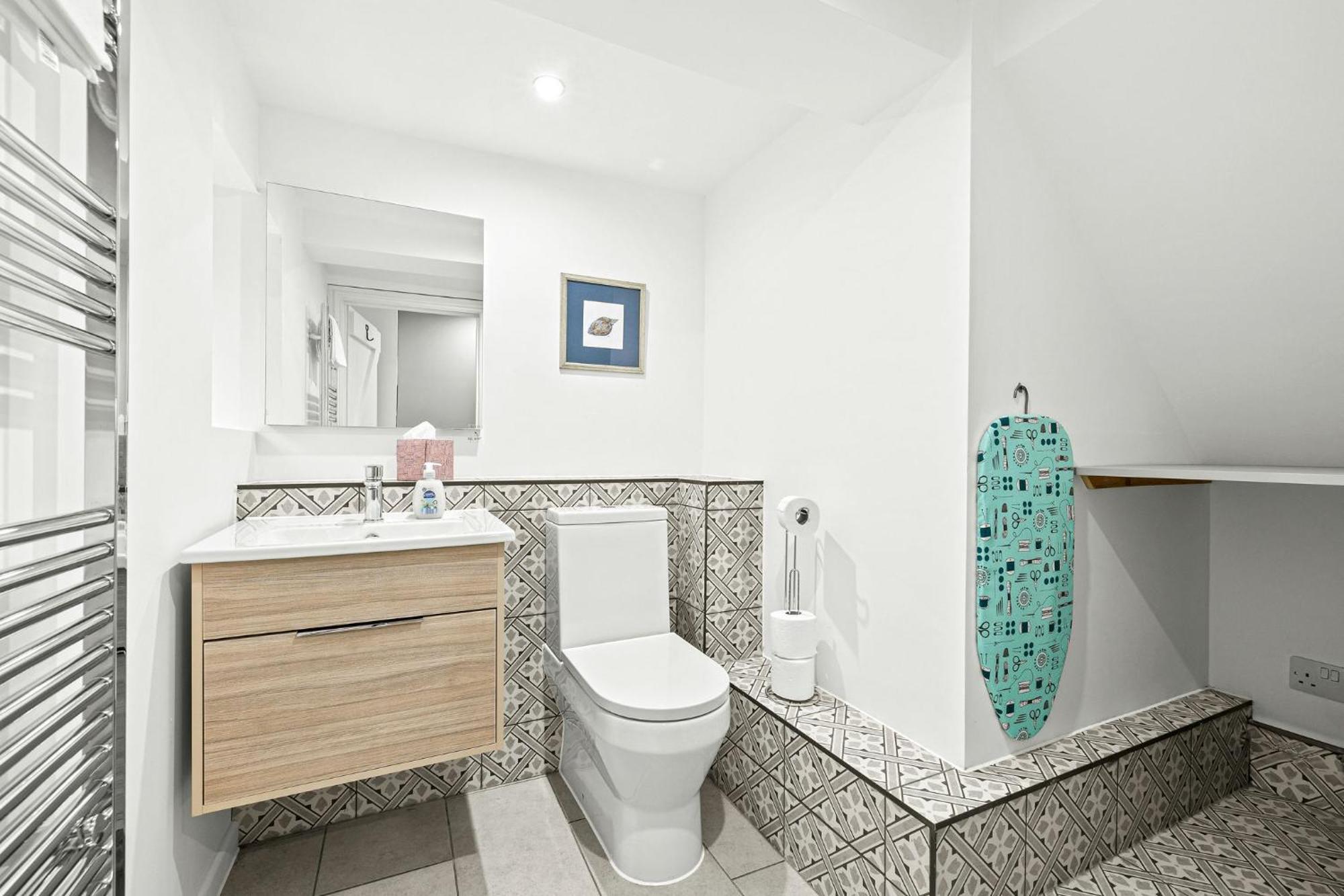Bell Cottage By Ludlow Castle With Onsite Parking Extérieur photo