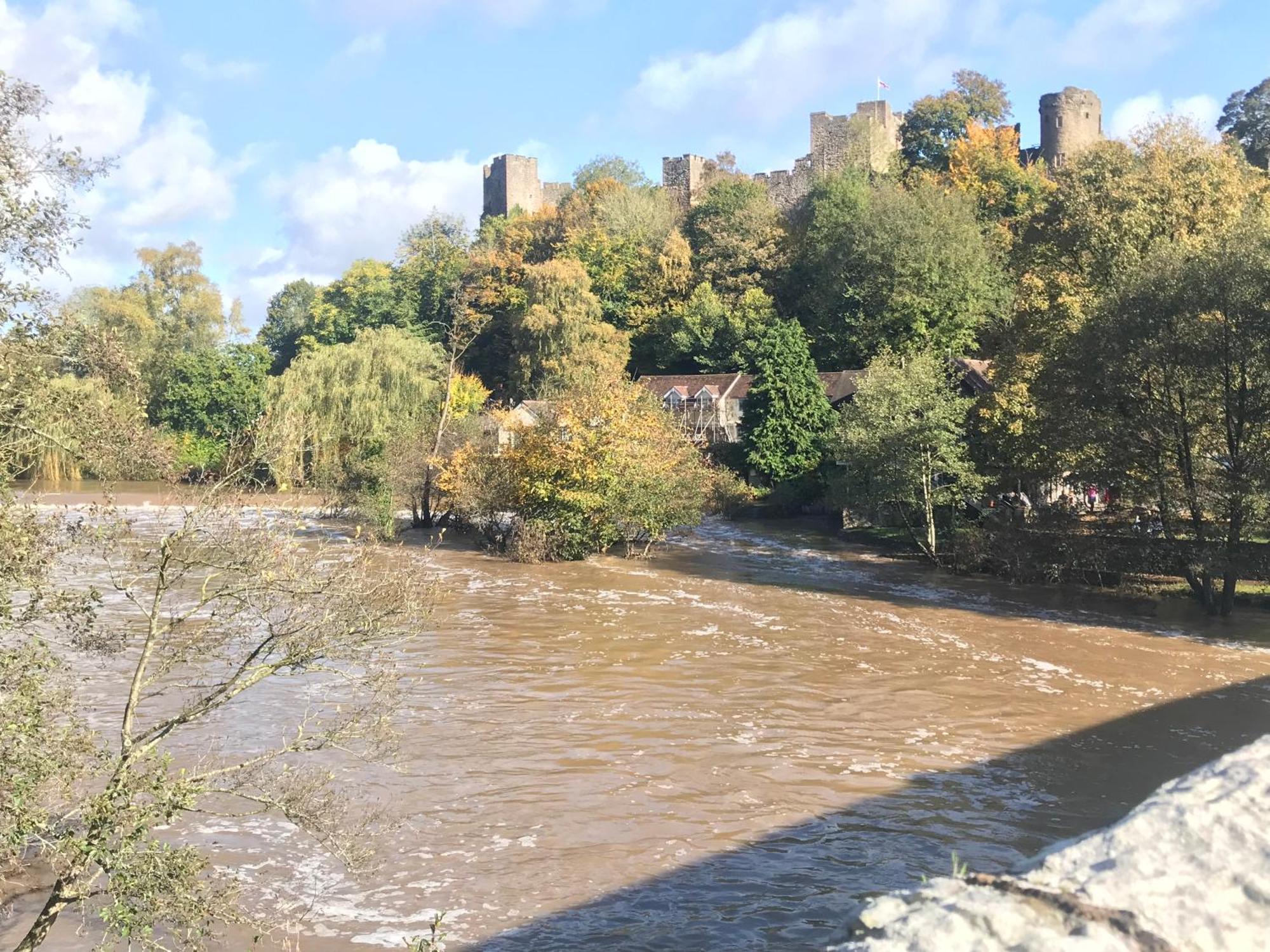 Bell Cottage By Ludlow Castle With Onsite Parking Extérieur photo